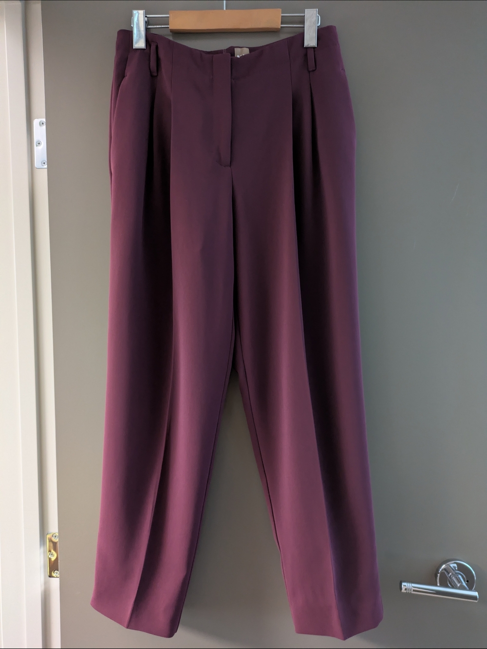Hugo Boss Tapiah High Rise Pleated Crepe Trousers Purple Plum Size 6 Officewear